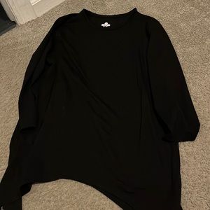 Three bows size 20 girls black t shirt great condition barely worn